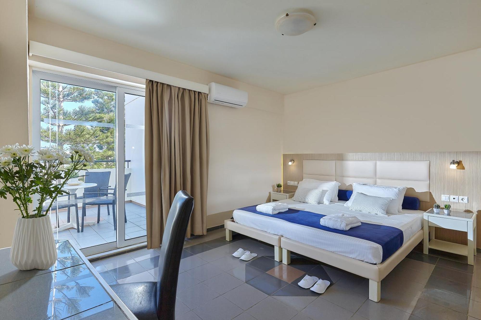 St Constantin Sea Hotel & Spa Resort Гувес Екстериор снимка