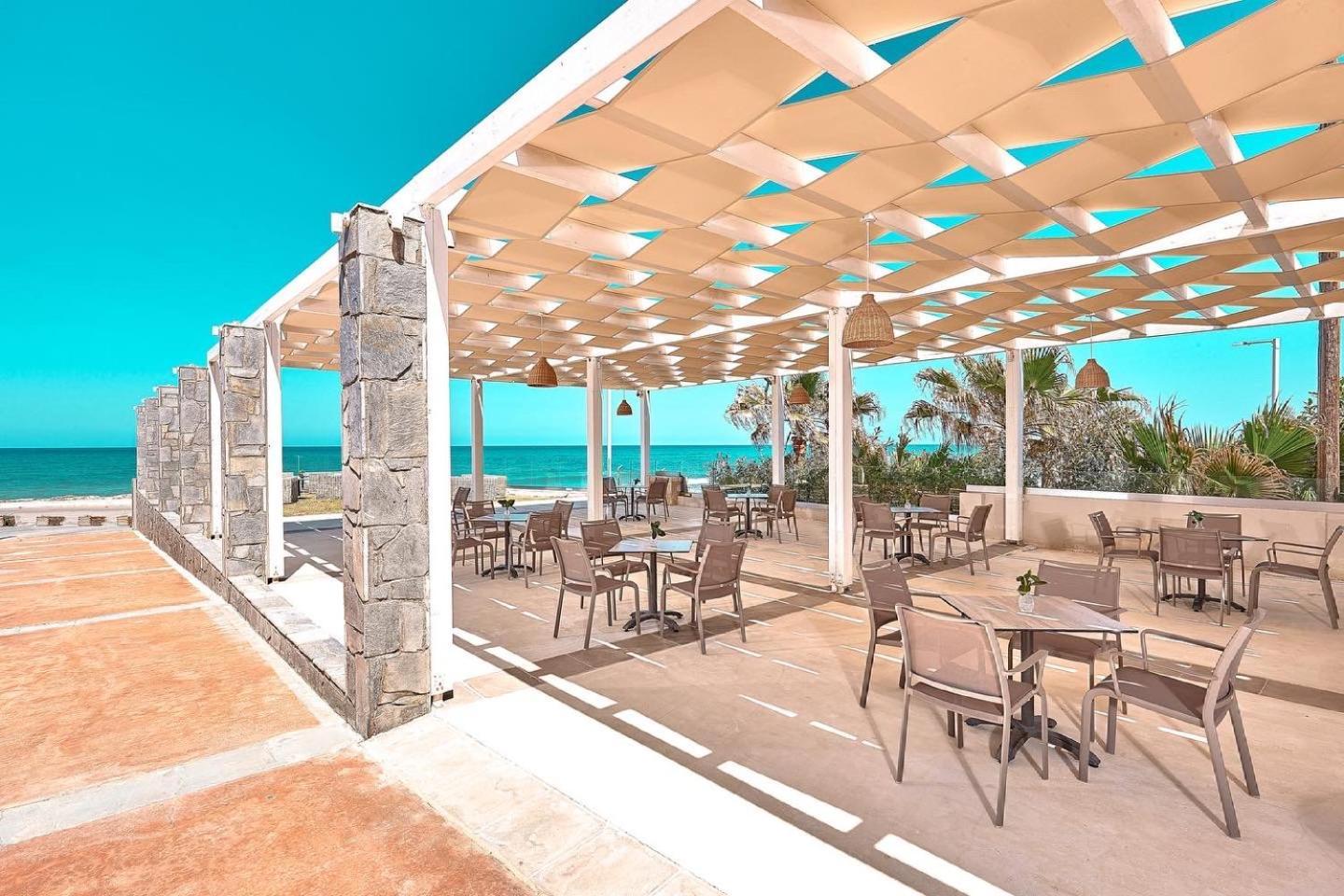 St Constantin Sea Hotel & Spa Resort Гувес Екстериор снимка